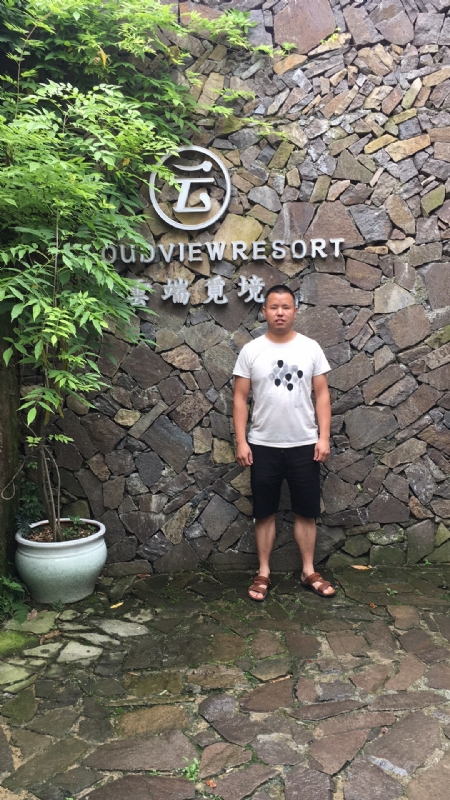 何超洪的第三张照片--长春相亲服务中心