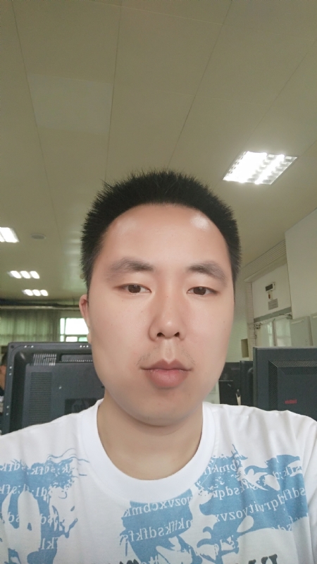 浔城老男孩的第一张照片--长春相亲服务中心