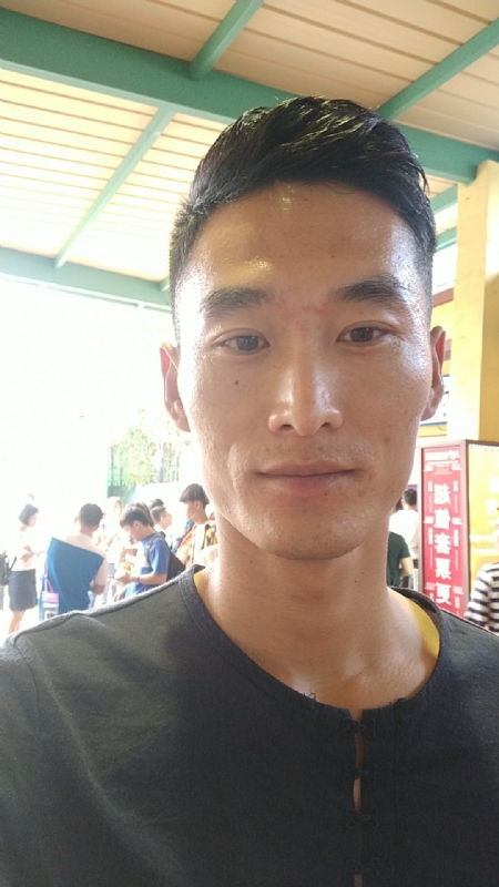 难得糊涂的第一张照片--长春相亲服务中心