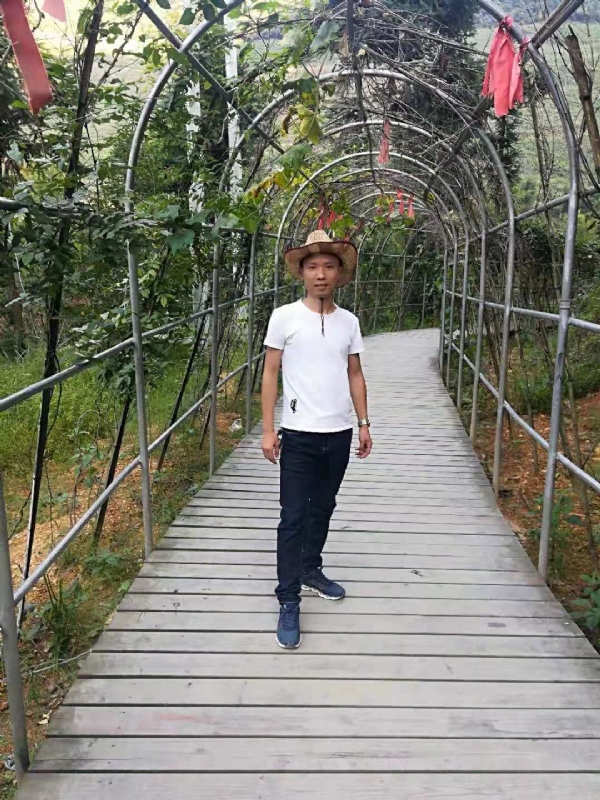 蓝天的第一张照片--长春相亲服务中心