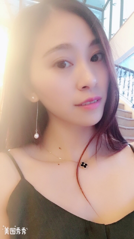 隨風的云的第一张照片--长春相亲服务中心