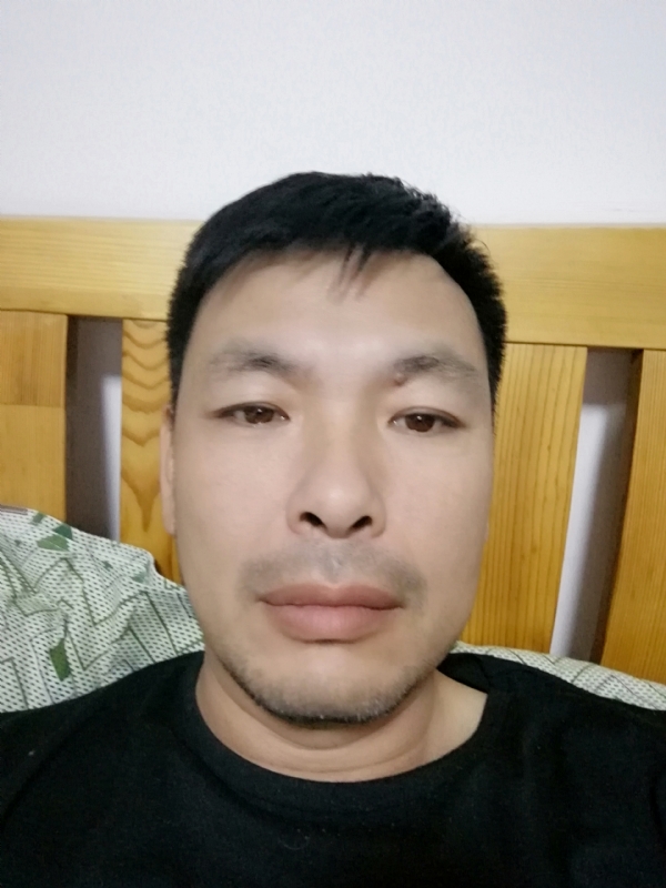 不爱当牛的第一张照片--长春相亲服务中心