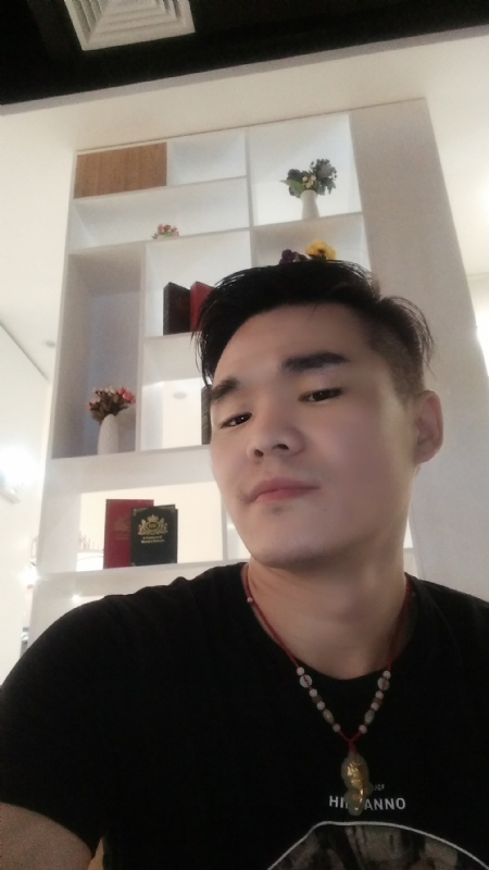 涵博随缘的第一张照片--长春相亲服务中心