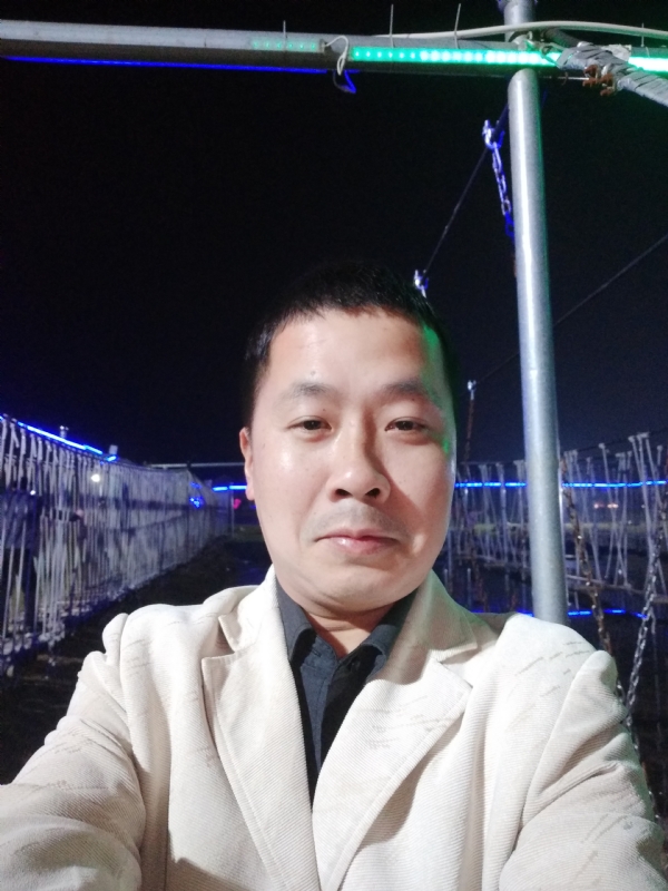 阿峰的第一张照片--长春相亲服务中心