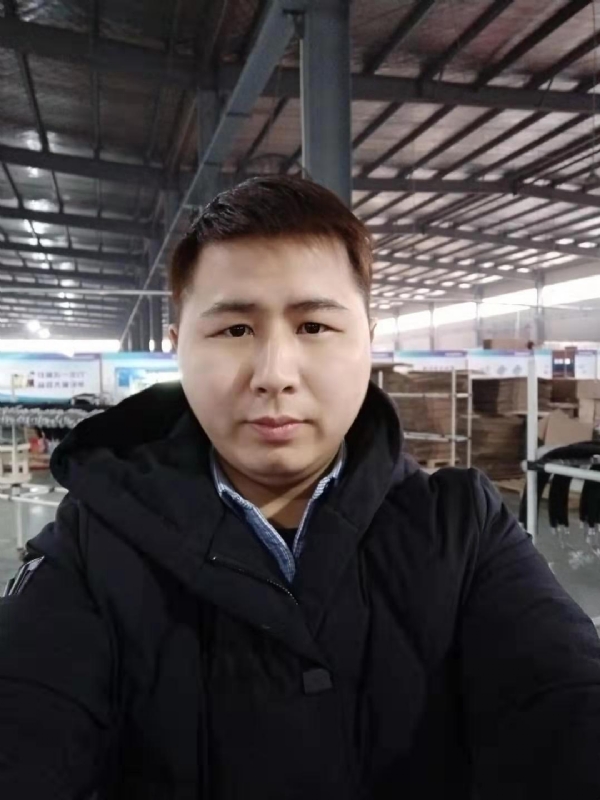 刀锋的第一张照片--长春相亲服务中心