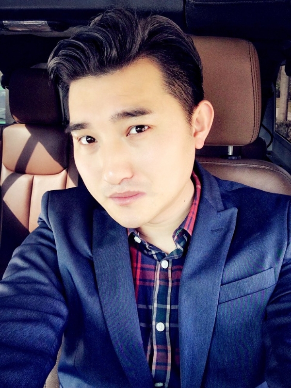 奋斗的第三张照片--长春相亲服务中心