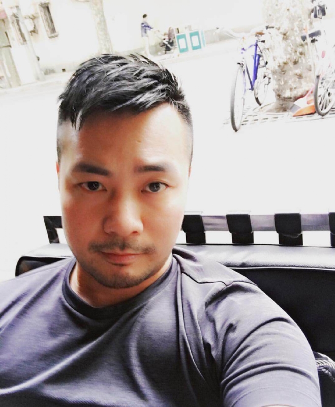 刘江平的第二张照片--长春相亲服务中心