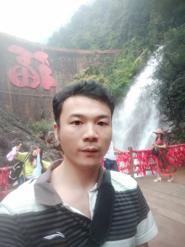 珊珊您是珊无无无妻的第一张照片--长春相亲服务中心