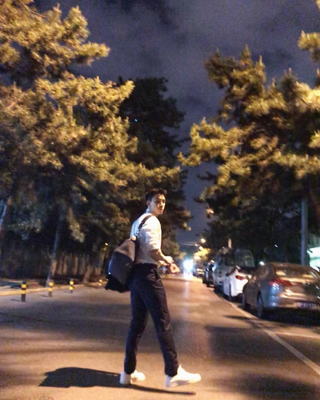 深海的第二张照片--长春相亲服务中心