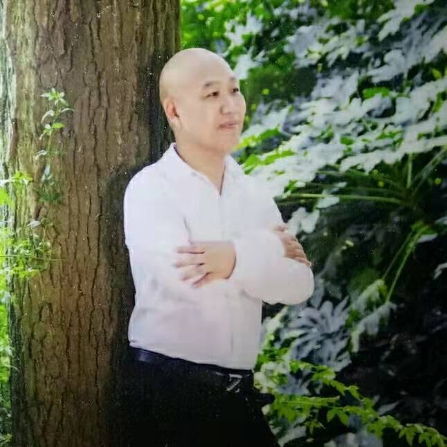 郑鑫牵手的第一张照片--长春相亲服务中心