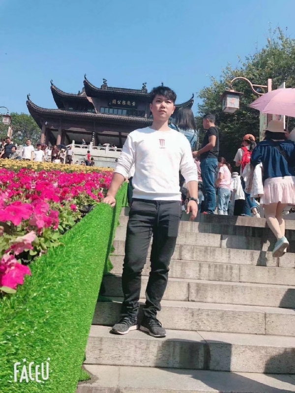 坦然的第二张照片--长春相亲服务中心