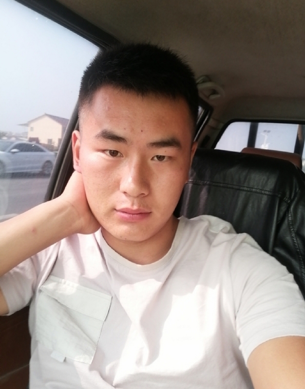 马宏亮的第二张照片--长春相亲服务中心