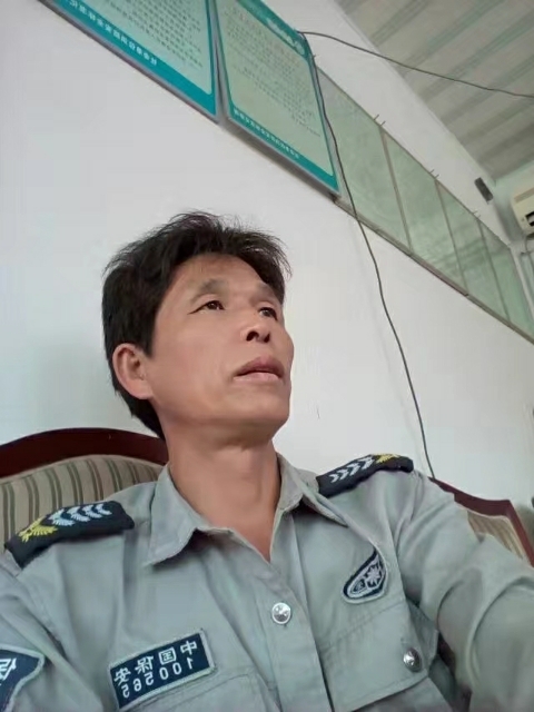 卧窗听雨的第一张照片--长春相亲服务中心