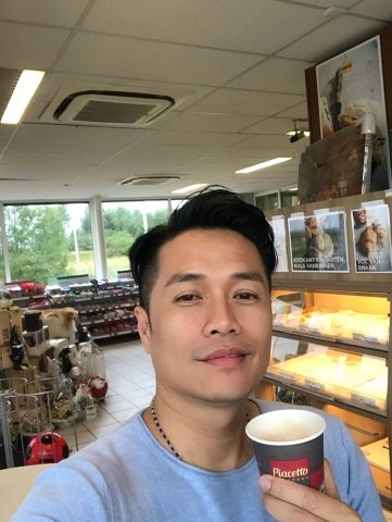 短歌的第一张照片--长春相亲服务中心