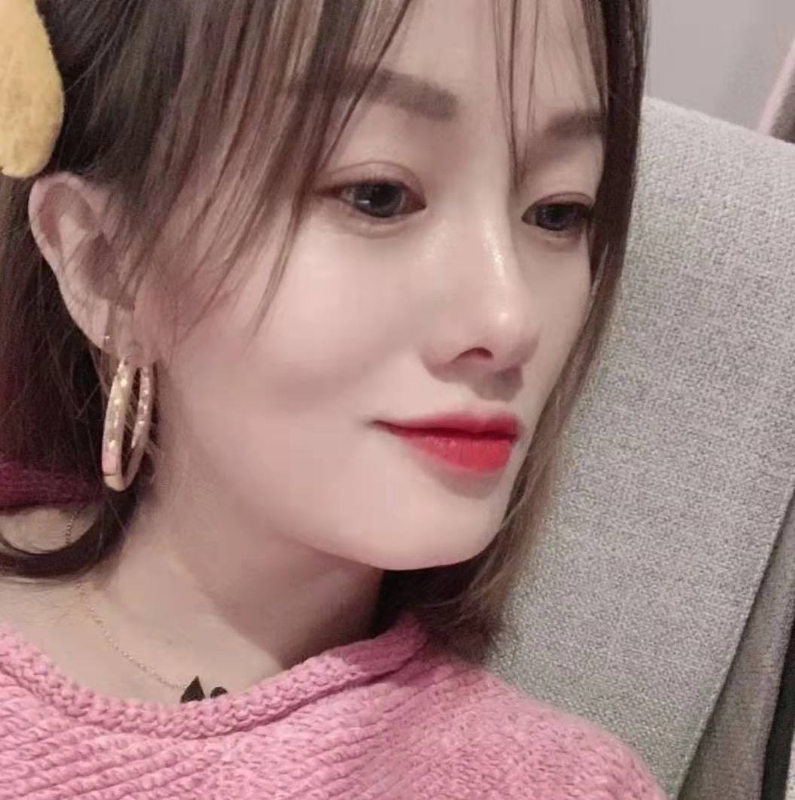 微醺的笑容的第一张照片--长春相亲服务中心