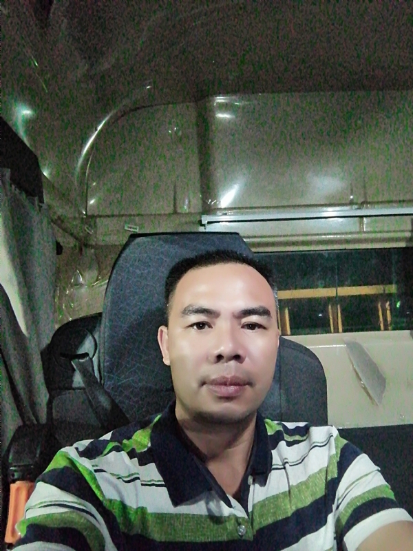 疯一般的爱恋的第一张照片--长春相亲服务中心