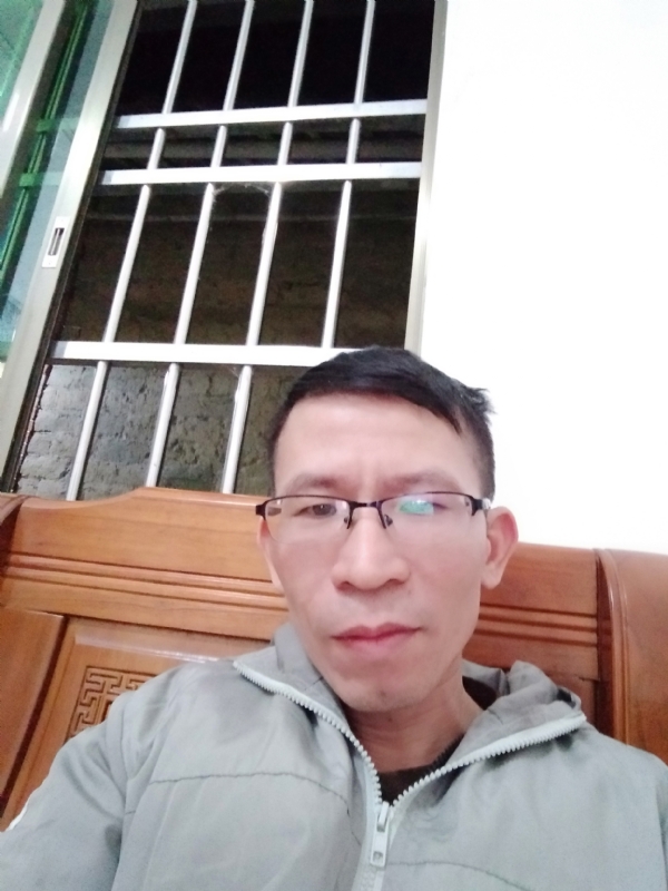 奋斗的第一张照片--长春相亲服务中心