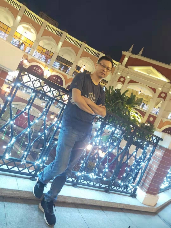 落单恋人的第一张照片--长春相亲服务中心