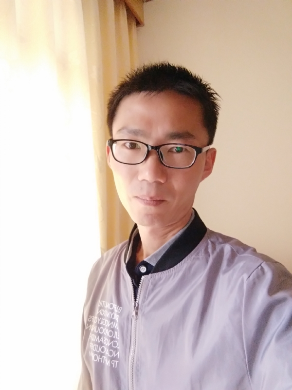 平凡的风的第二张照片--长春相亲服务中心