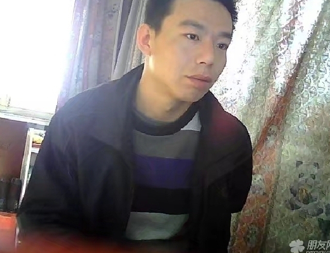 向钱奔跑的第一张照片--长春相亲服务中心