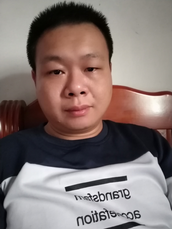 飞的第一张照片--长春相亲服务中心