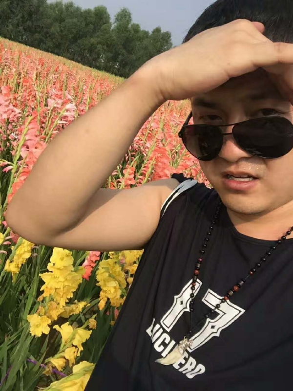 QH-蓝细胞的第一张照片--长春相亲服务中心