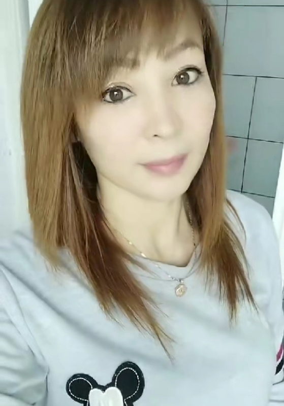 魅力白玲的第一张照片--长春相亲服务中心