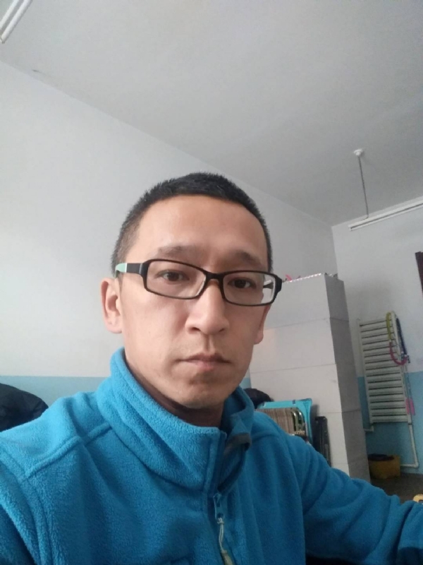 晓峰的第三张照片--长春相亲服务中心