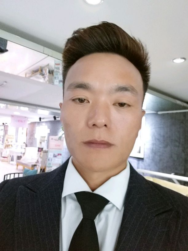 醉酒的蝴蝶的第一张照片--长春相亲服务中心