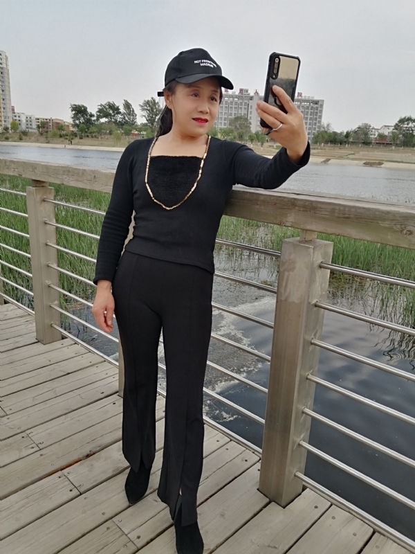 阳光你好的第四张照片--长春相亲服务中心