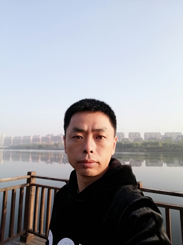 蓝颜的第一张照片--长春相亲服务中心