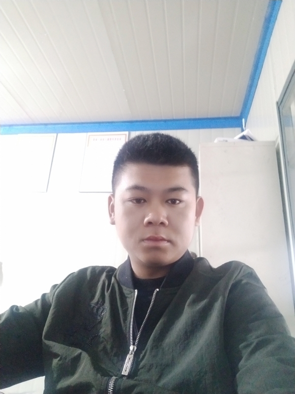 少校的第一张照片--长春相亲服务中心