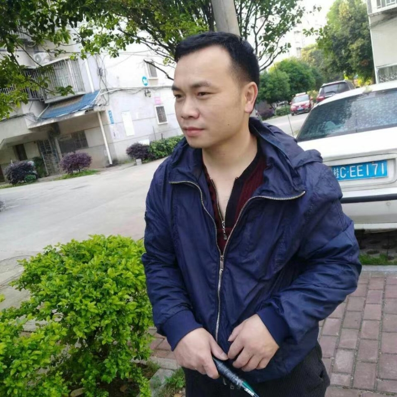 灰色足迹的第一张照片--长春相亲服务中心