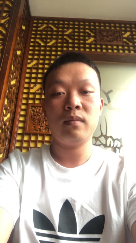 唐子龙的第二张照片--长春相亲服务中心