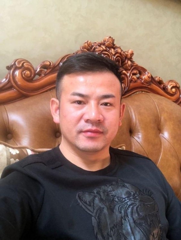 治国的第一张照片--长春相亲服务中心