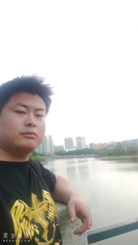 小海的第二张照片--长春相亲服务中心