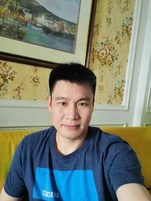 阳光灿烂的第二张照片--长春相亲服务中心