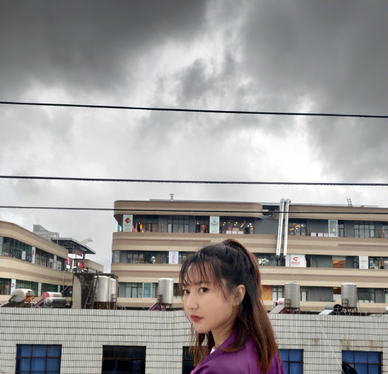 李家小姐的第三张照片--长春相亲服务中心