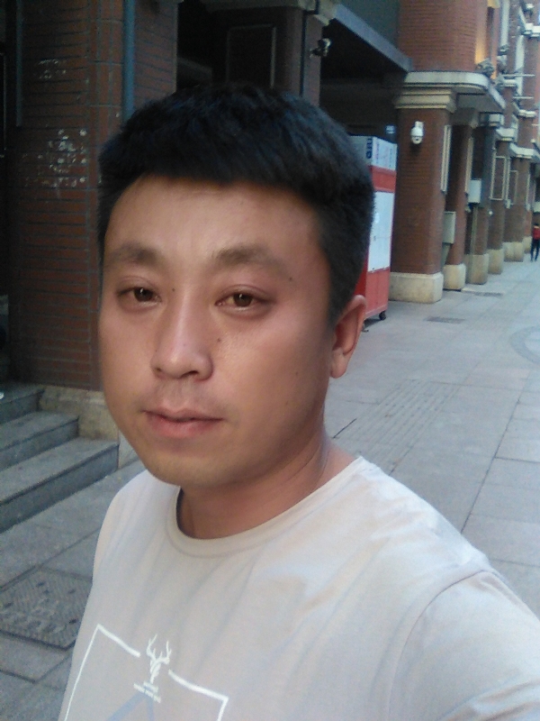 冰冷的心的第一张照片--长春相亲服务中心