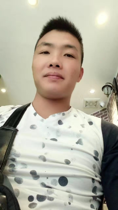 吃生蚝的小乖乖的第一张照片--长春相亲服务中心