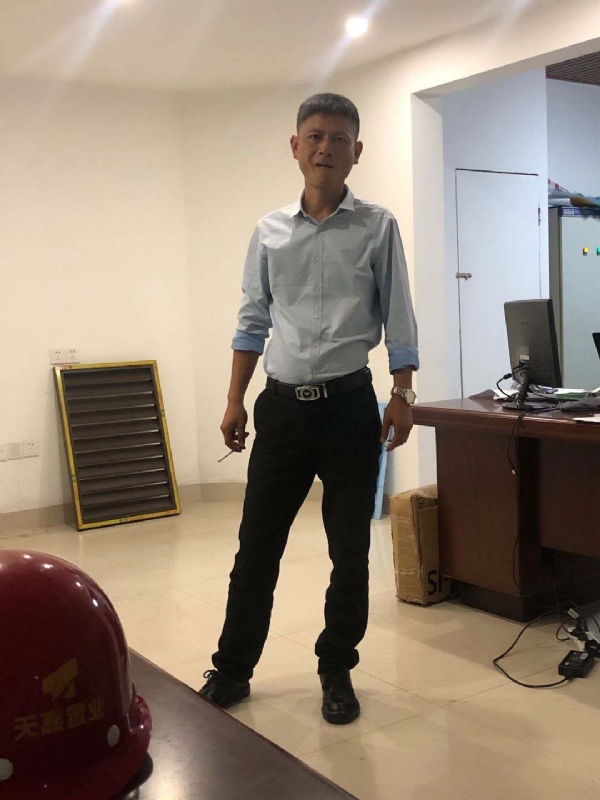 郁闷之中的第一张照片--长春相亲服务中心