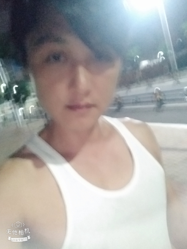 弟弟的第一张照片--长春相亲服务中心