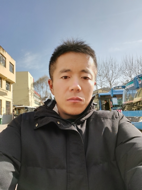 孤独的云的第一张照片--长春相亲服务中心