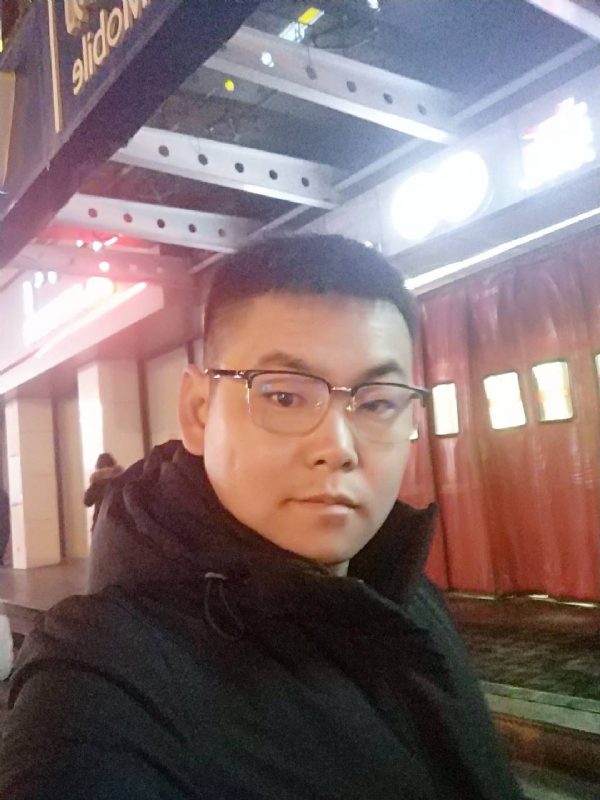 杜跃龙的第二张照片--长春相亲服务中心