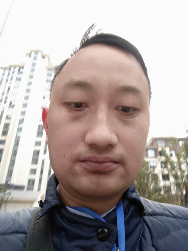 老男人的第一张照片--长春相亲服务中心