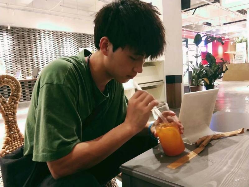 一花一世界的第一张照片--长春相亲服务中心