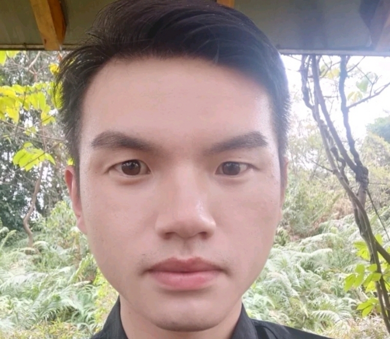 彬彬有礼的第二张照片--长春相亲服务中心