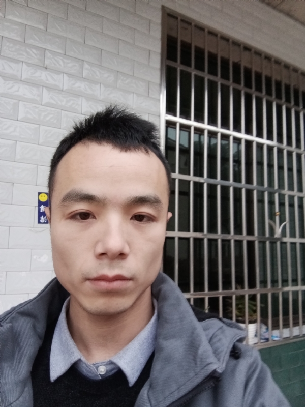 笑得那么开心的第二张照片--长春相亲服务中心