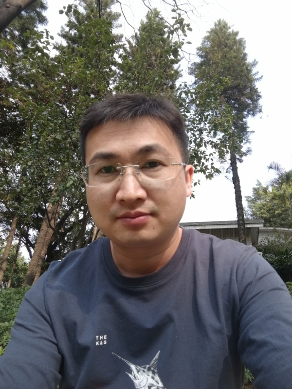 不如随风的第二张照片--长春相亲服务中心