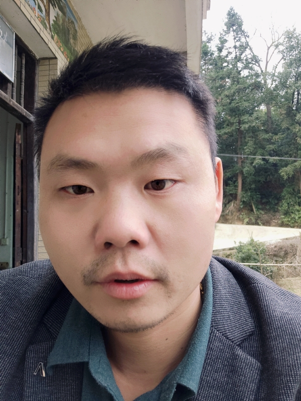 曾小焱的第一张照片--长春相亲服务中心